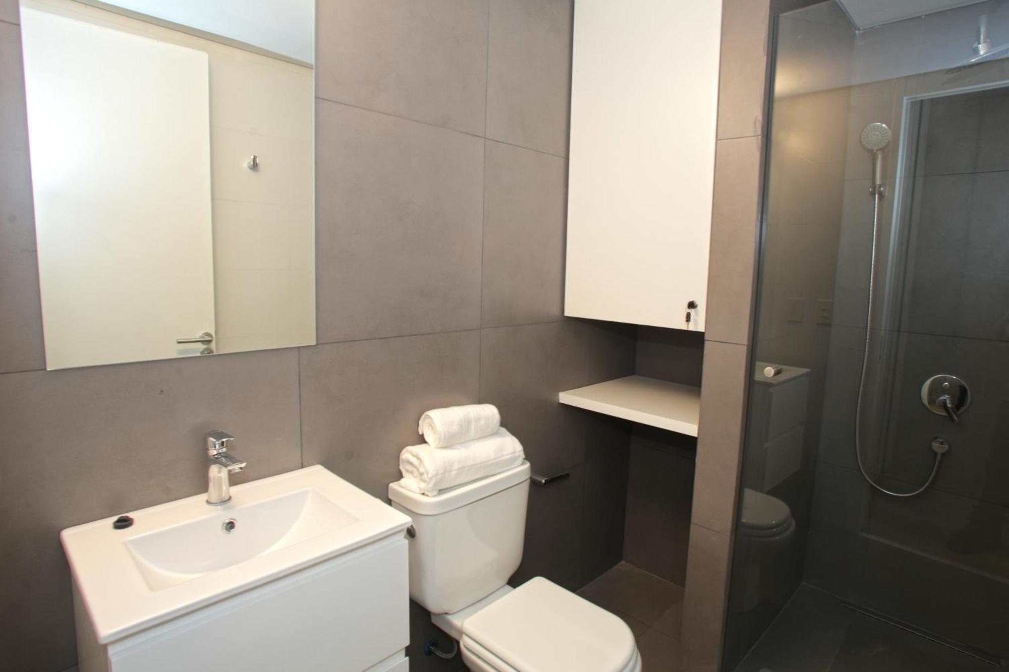 Urban Rent Live Apartment